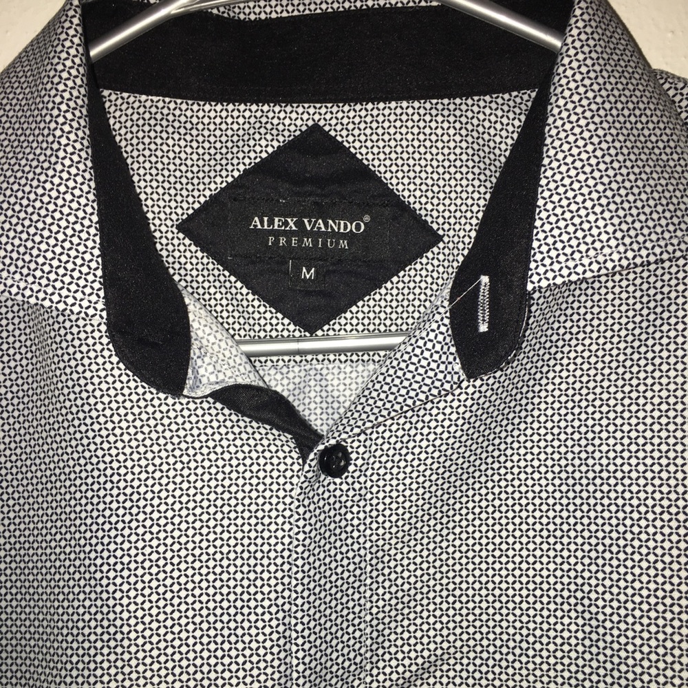 Alex vando - Picture 2 of 3